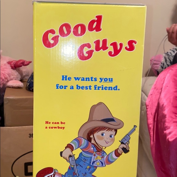 Chucky Doll - Picture 3 of 5